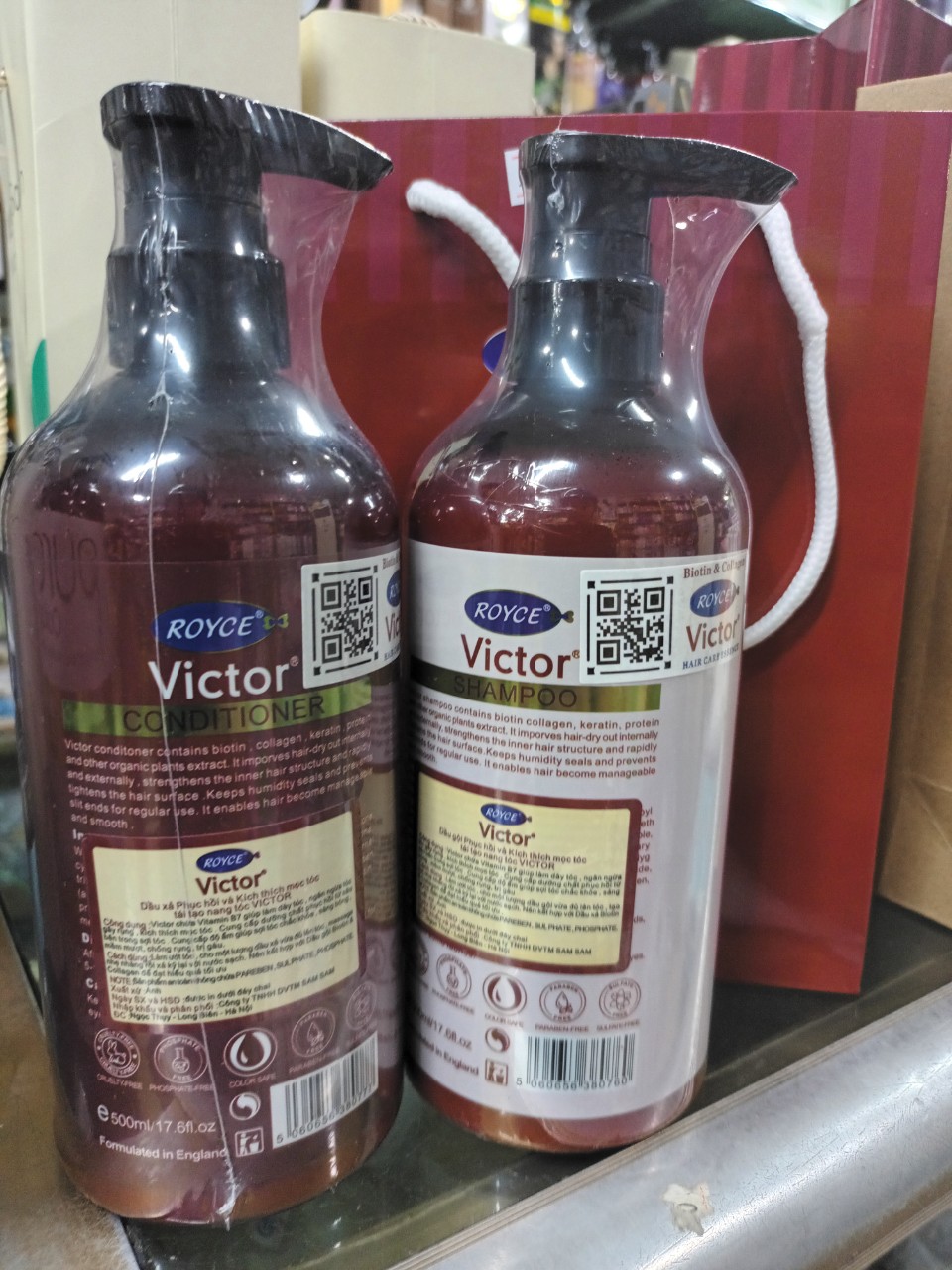 Cặp Dầu Gội Xả Biotin & Collagen Royce Victor