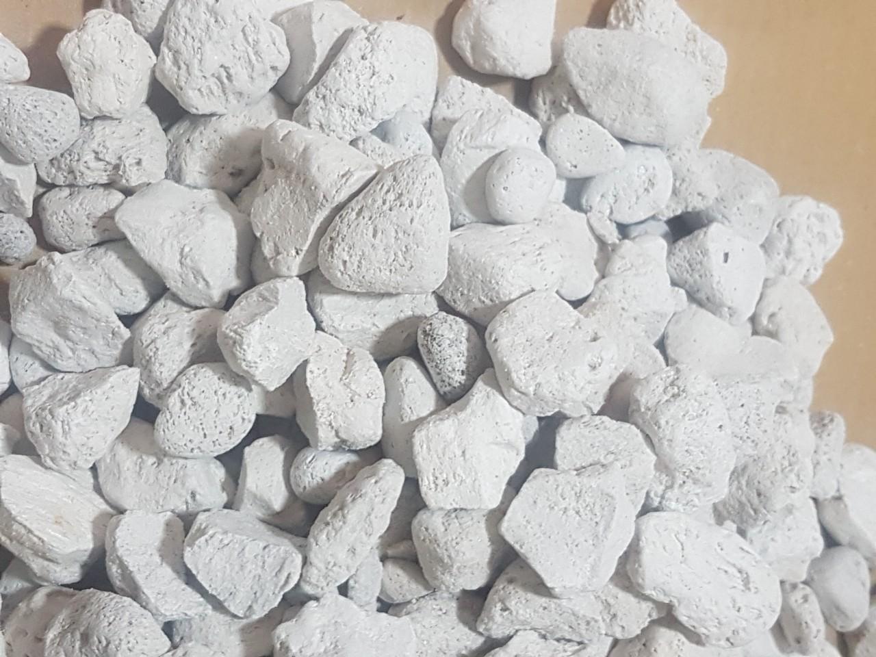 Đá Pumice (đá bọt núi lửa) trồng lan thoát nước giữ ẩm tốt