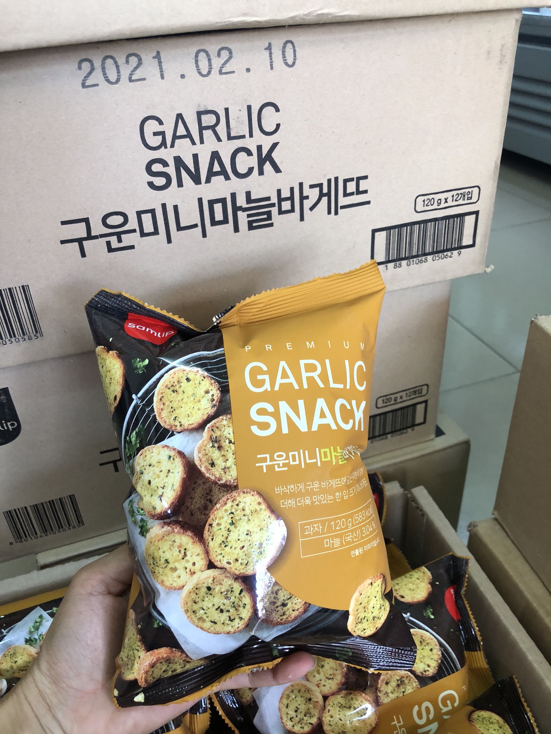 Snack bánh mì bơ tỏi Hàn Quốc