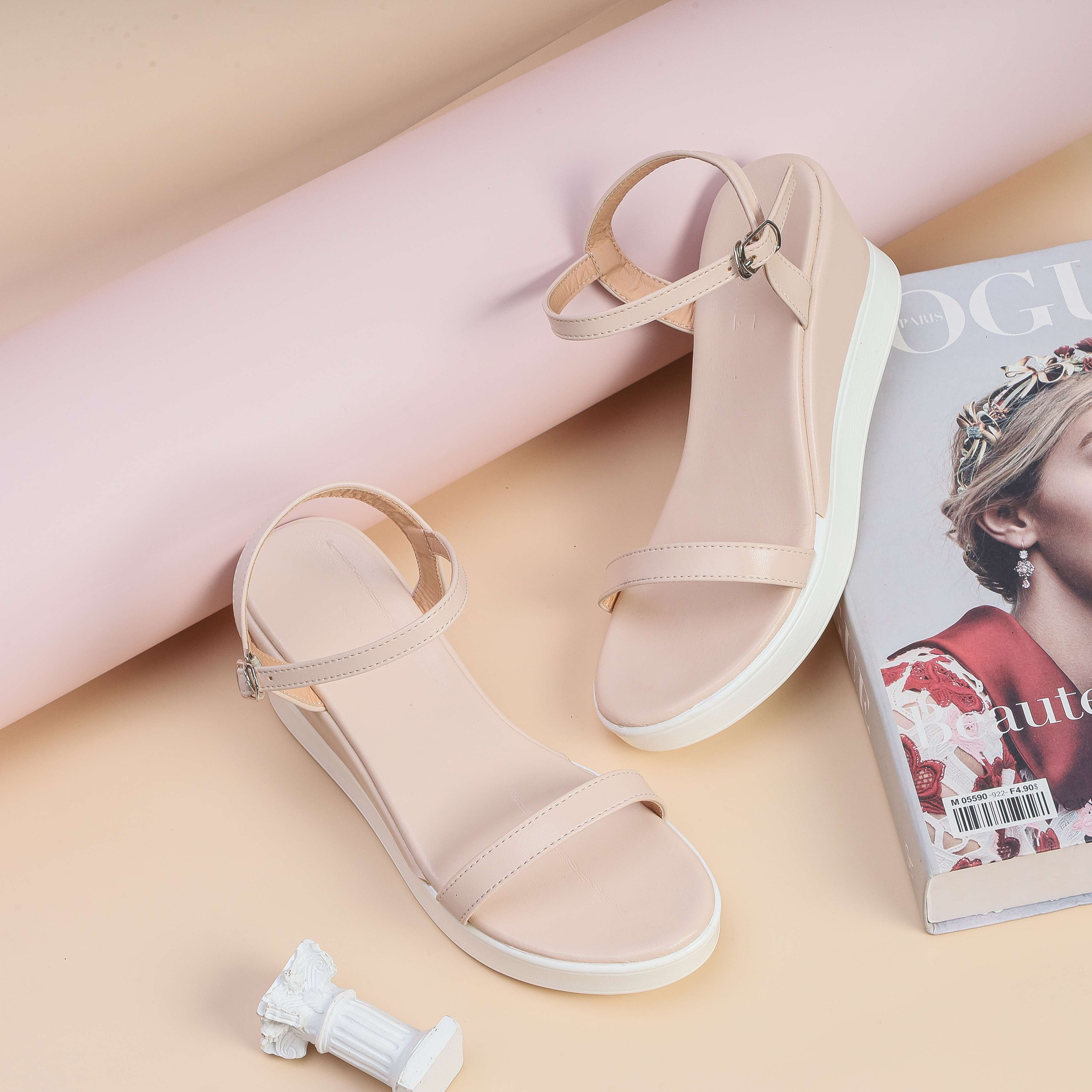 Giày Sandal Đế Xuồng 6cm Quai Ngang Pixie H097