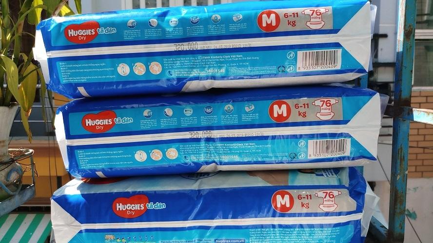 BỘ 3 GÓI TÃ DÁN HUGGIES M76 CHO BÉ 5-10KG