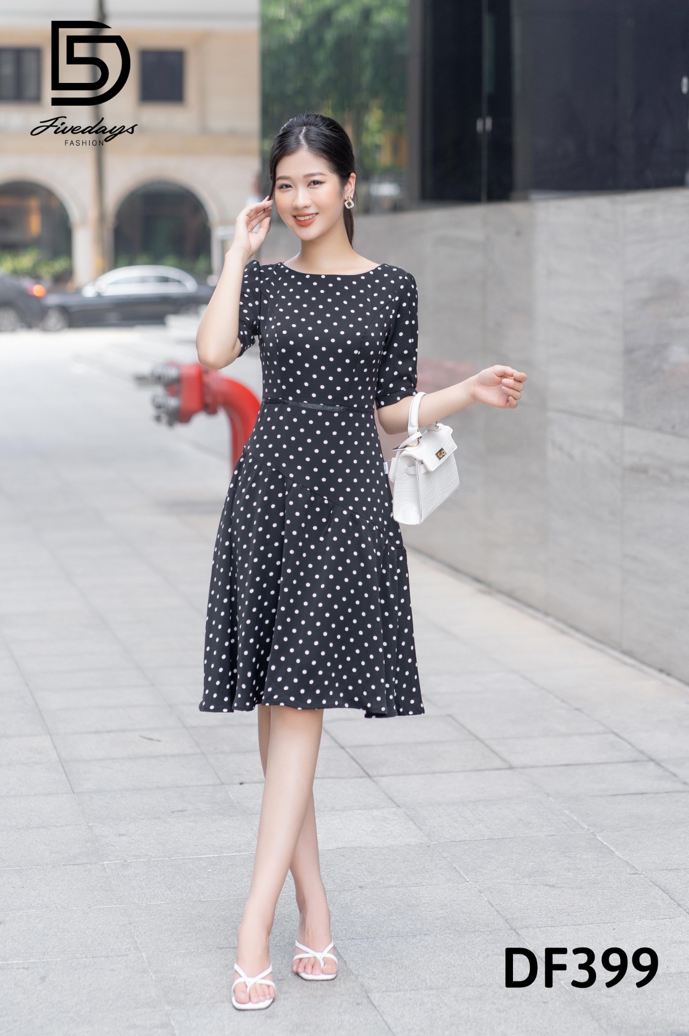 Fivedays - Đầm xoè chấm bi