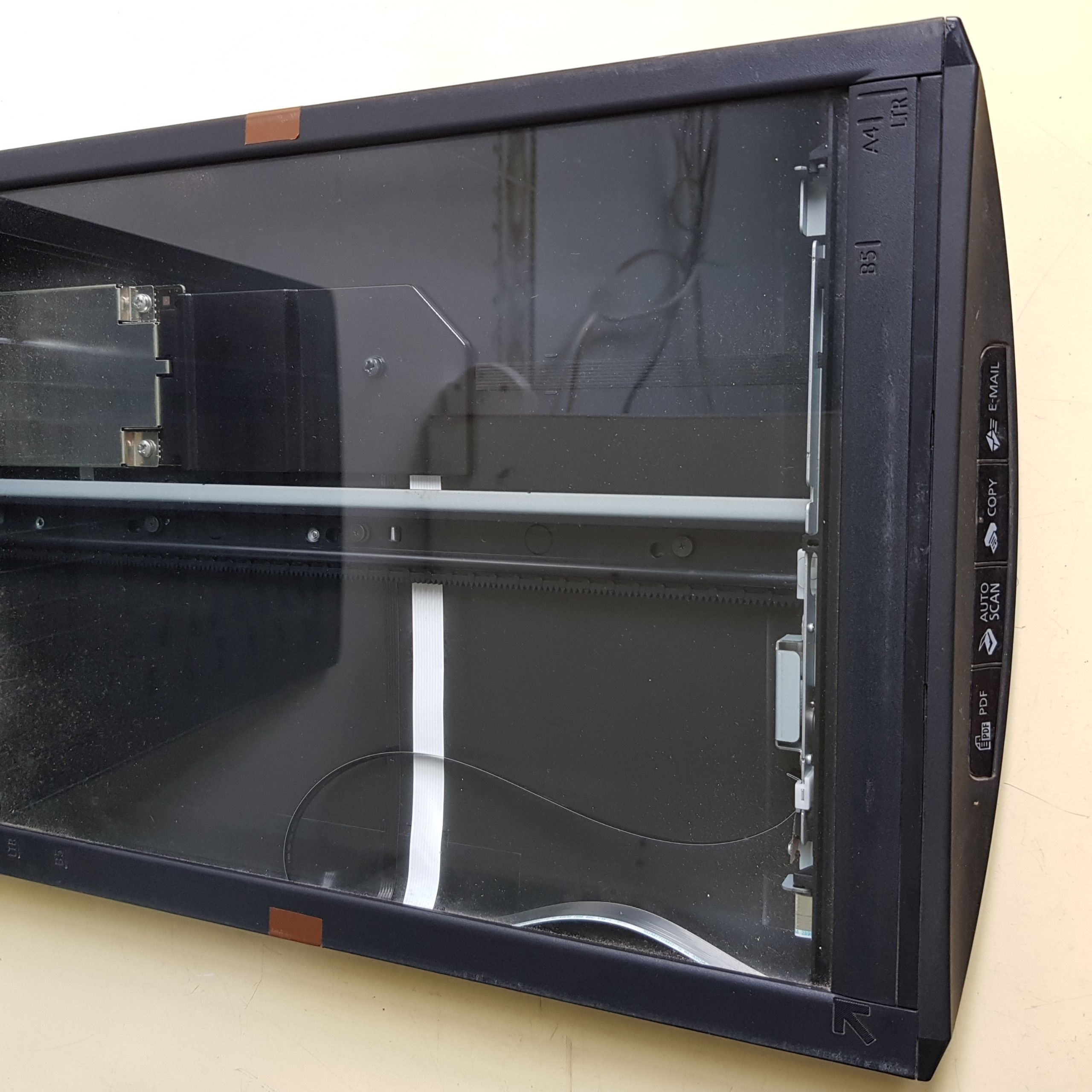 Máy Scan: Canon LiDE 110