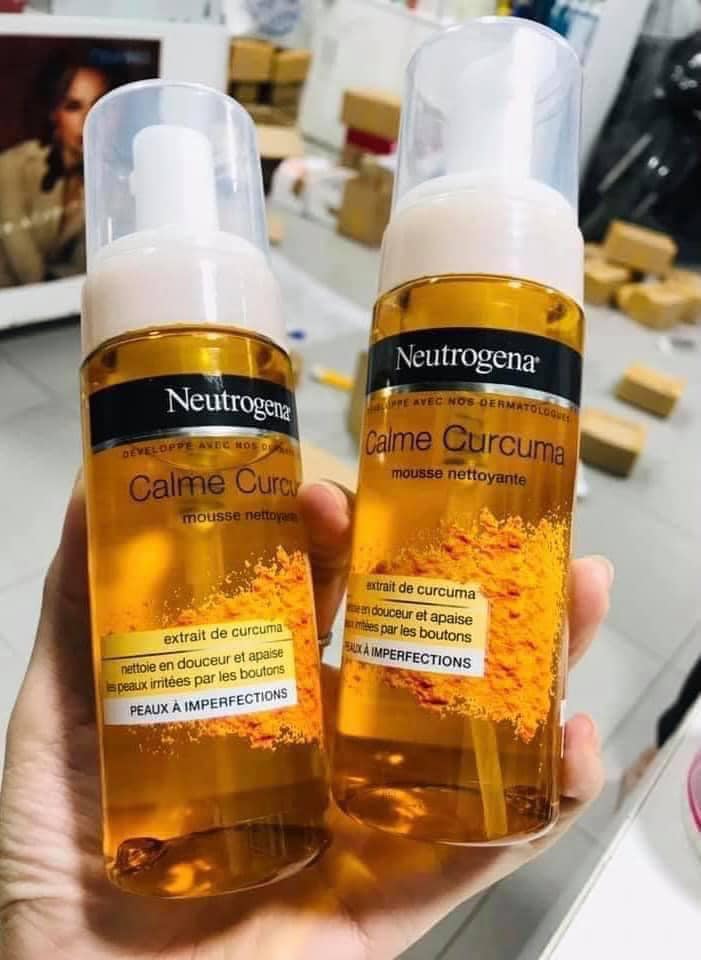 Sữa rửa mặt tạo bọt tinh nghệ Neutrogena Curcuma