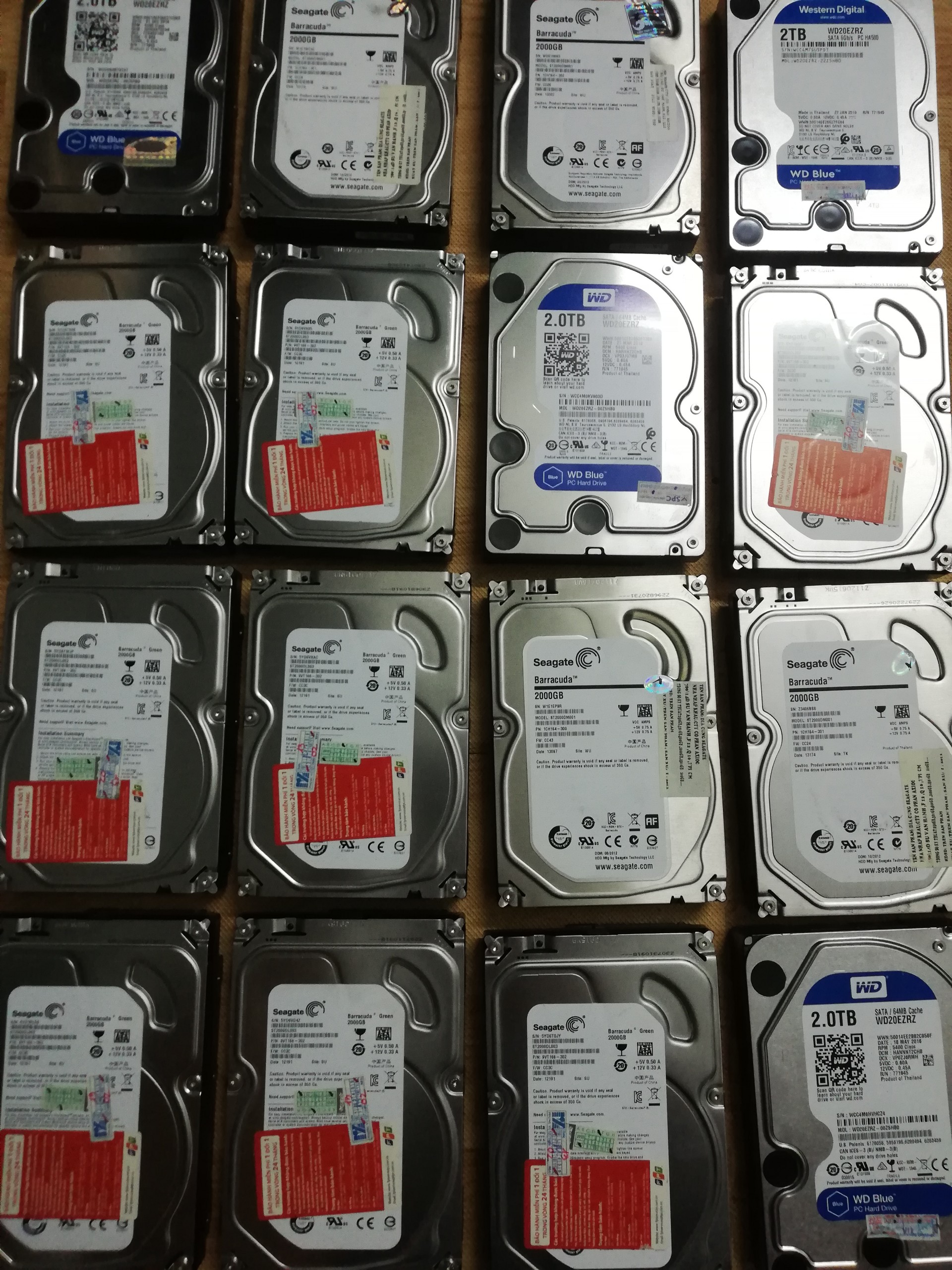 Ổ cứng 2TB Seagate/WD Green cho khách backup