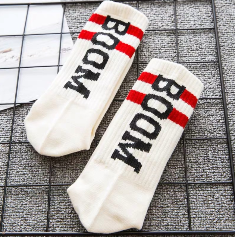 Set 2 Đôi Tất BOOM Cao Cổ Siêu Hot (có 2 màu)
