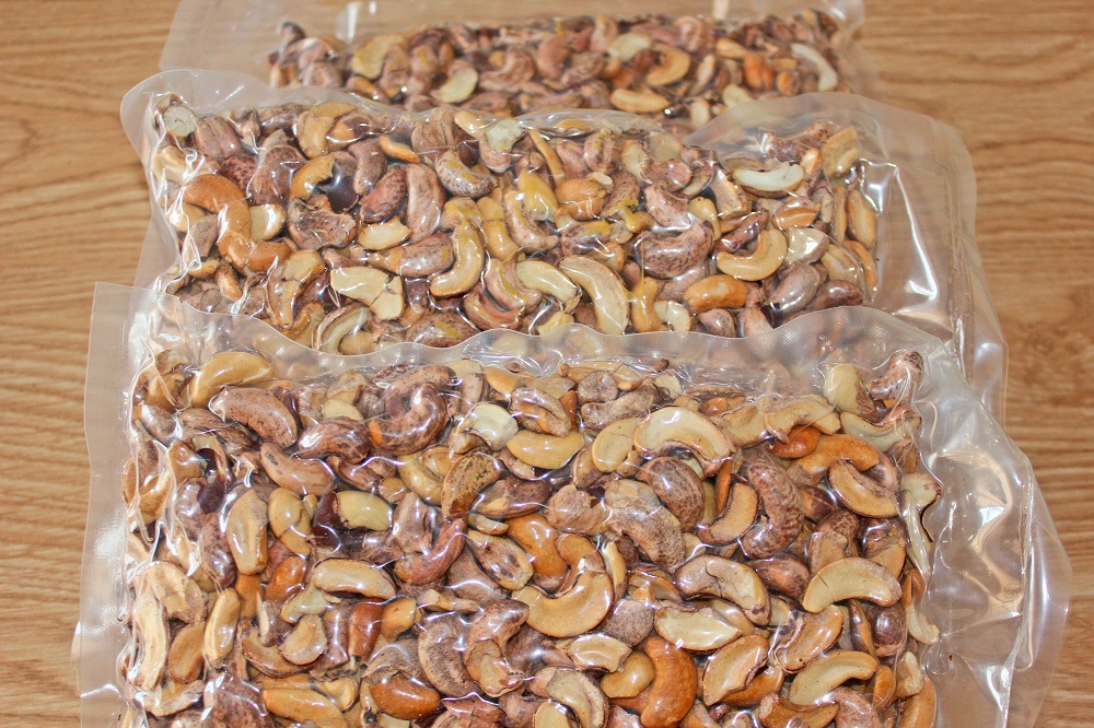 Hạt Điều Rang Muối loại Vỡ 1kg Bò Đội Nón