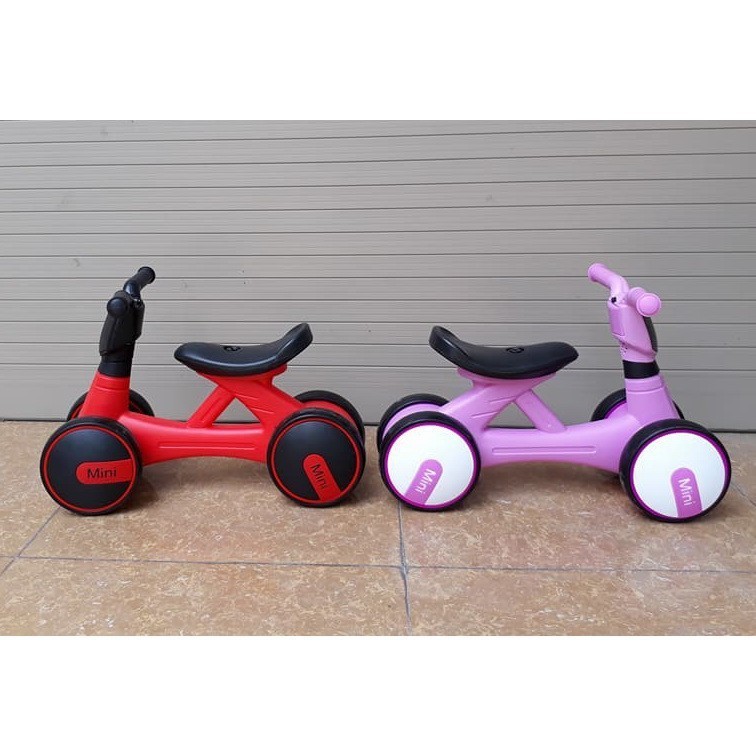 Xe chòi chân thăng bằng mini