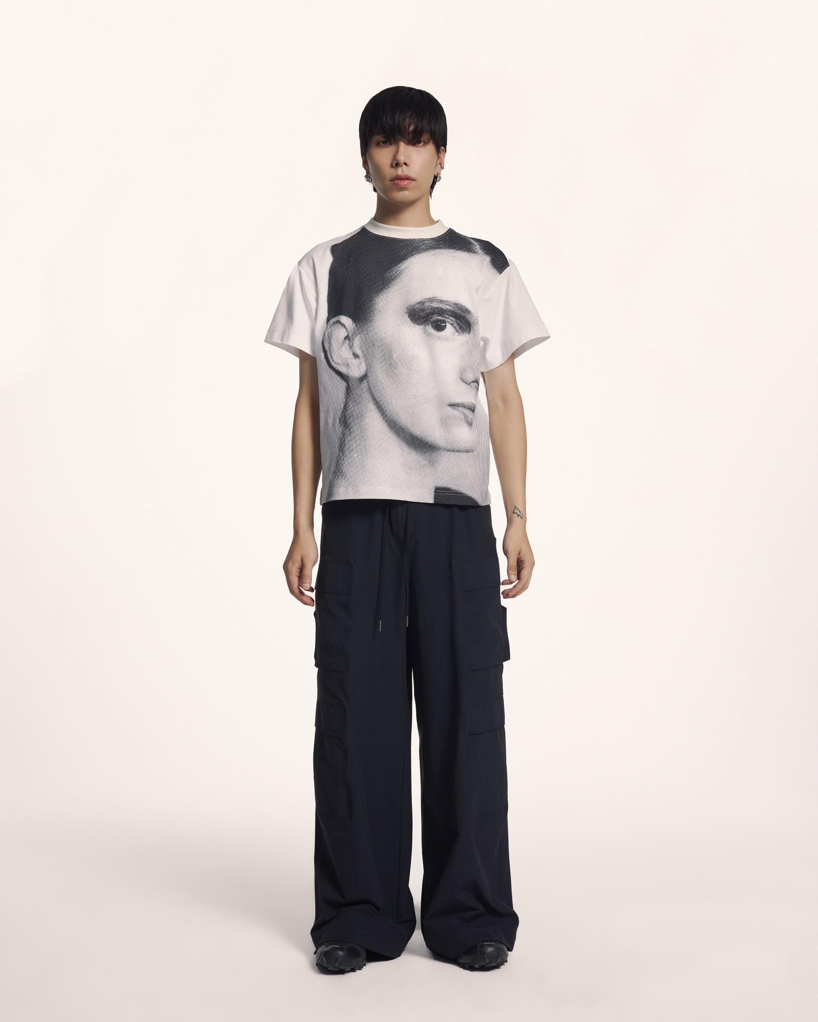 Quần dài dáng rộng HBS Baggy Cargo Pants