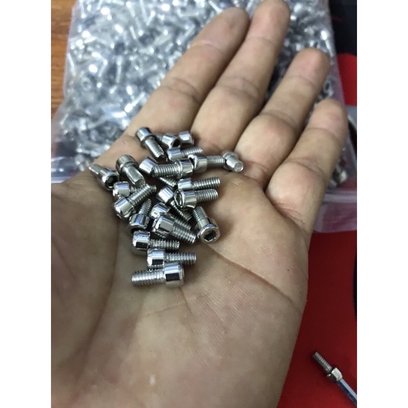 1 cặp inox chìm M4 vặn lục giác