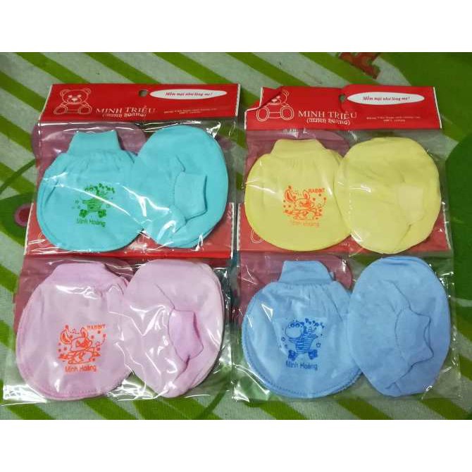 2 Set Bao tay chân sơ sinh Minh Hoàng (1 set bao gồm 1 bộ bao tay và 1 bộ bao chân)
