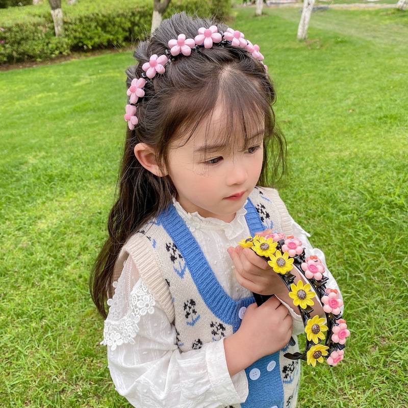 Cài tóc tạo kiểu siêu đáng yêu cho bé