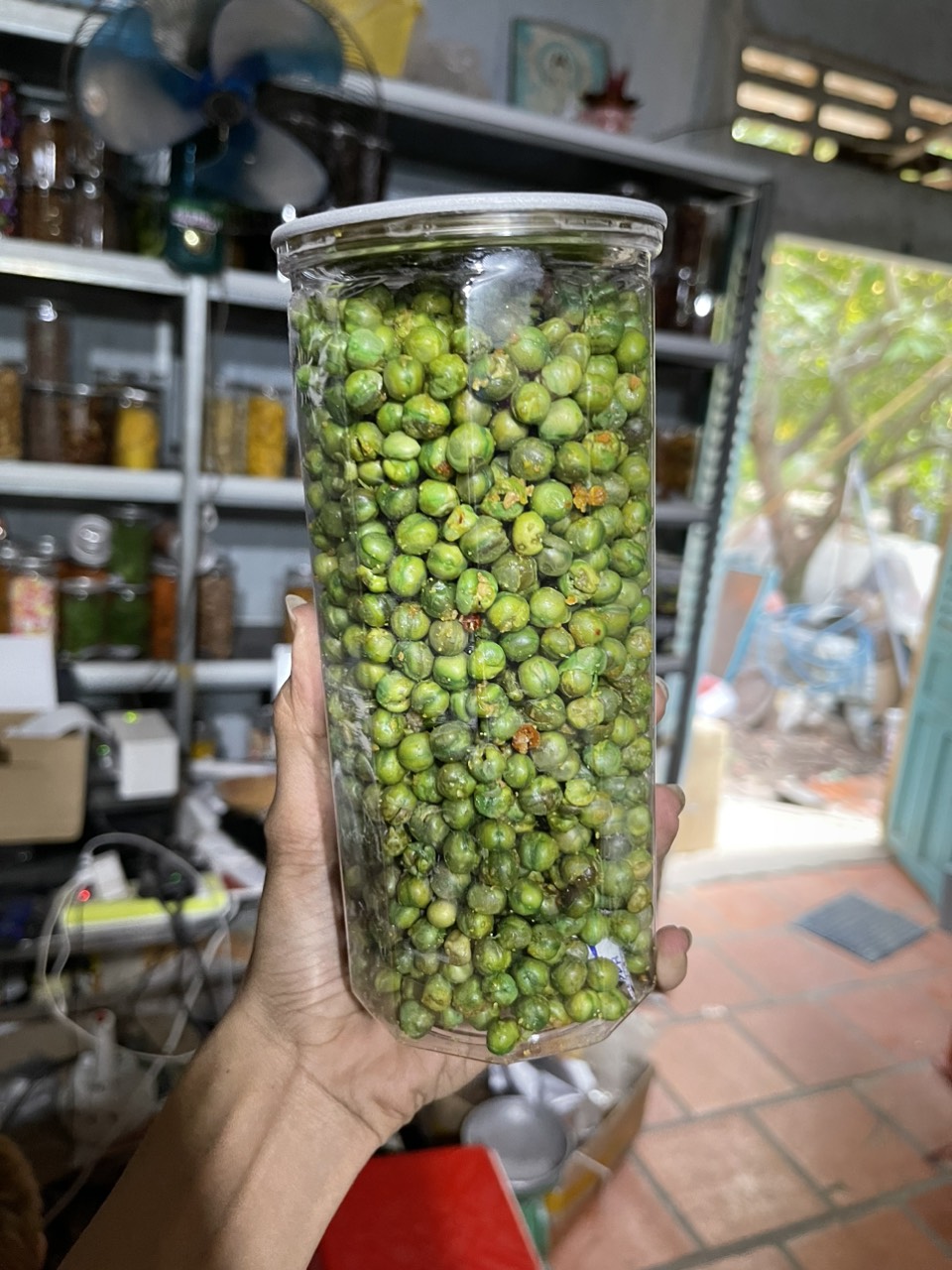 2 lon đậu hà lan tỏi ( lon pet 450g)