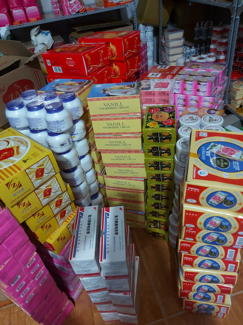 sỉ lốc 12 hộp kem POP