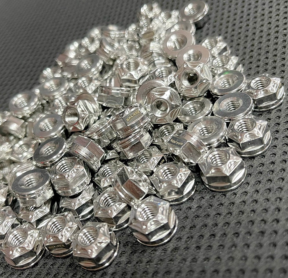 Tán Inox - Titanium Cho Các Dòng Xe