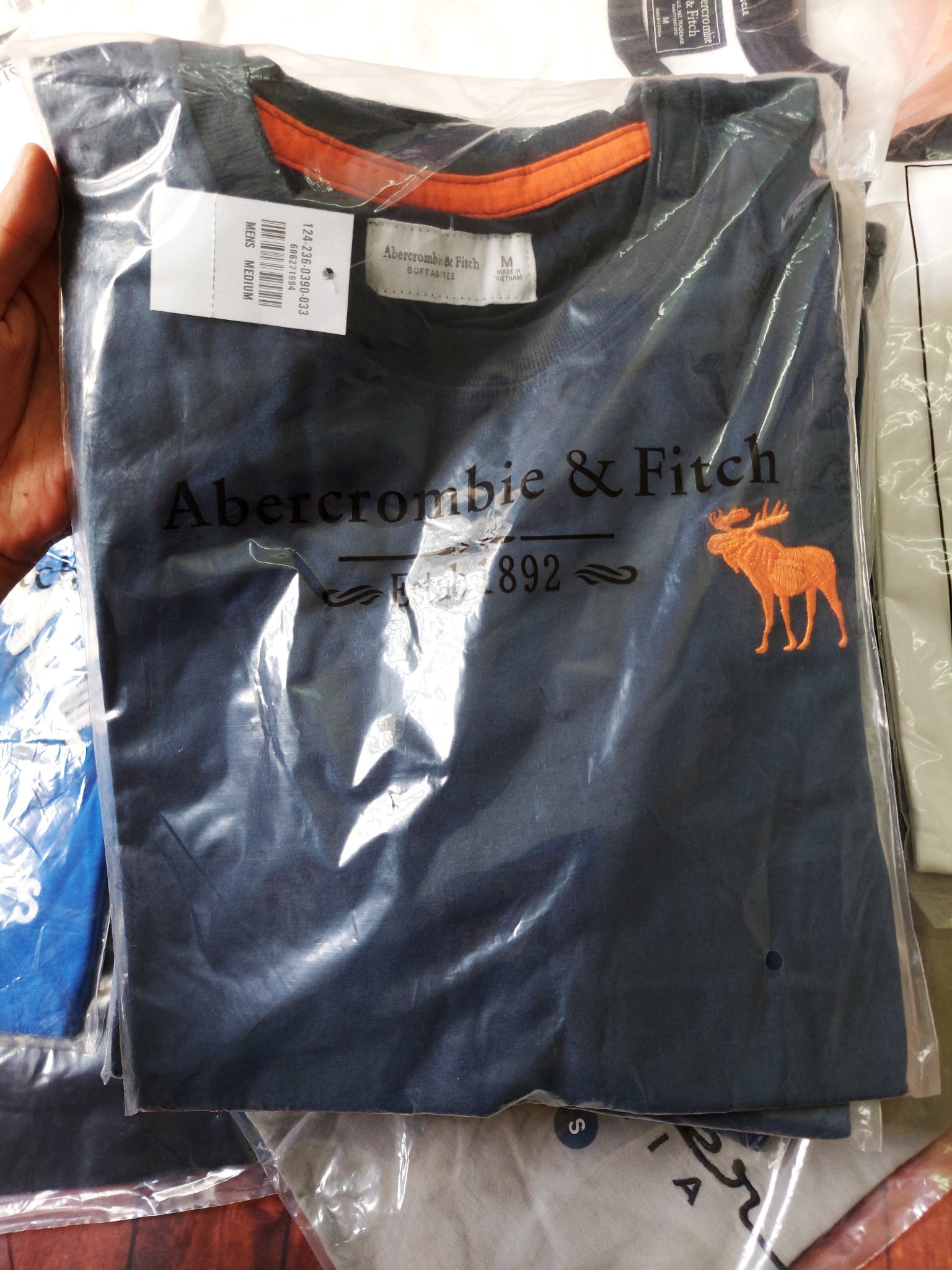 Áo thun Abercrombie icon Deer Navy