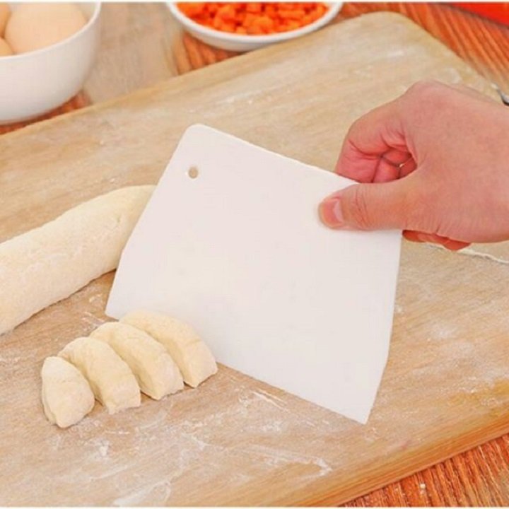 [1 CÁI] Dụng cụ cắt xắt bột, bánh mì, củ, quả bằng thép không gỉ cán nhựa dễ cầm - 000846
