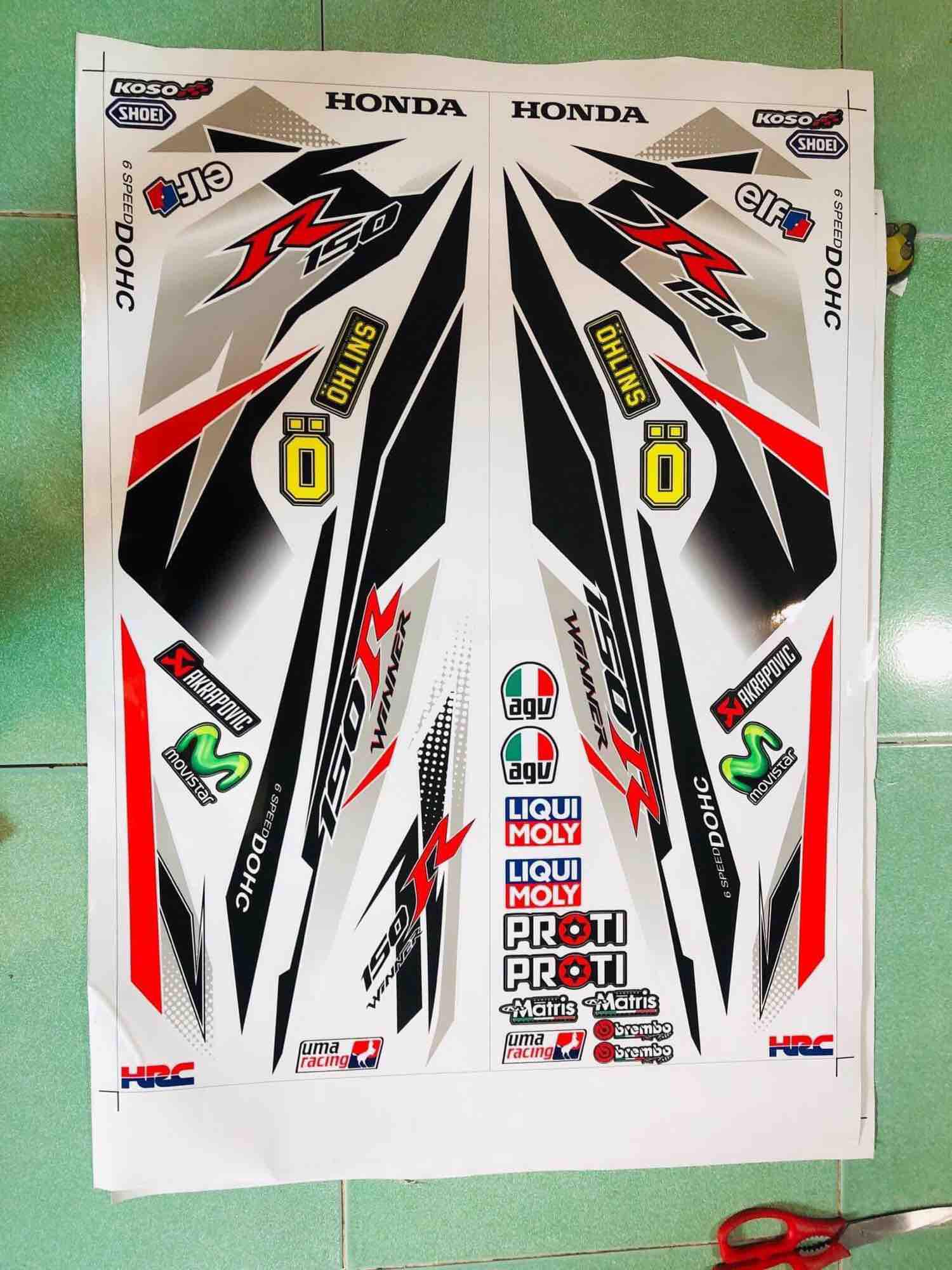Tem rời winner R dán xe trắng