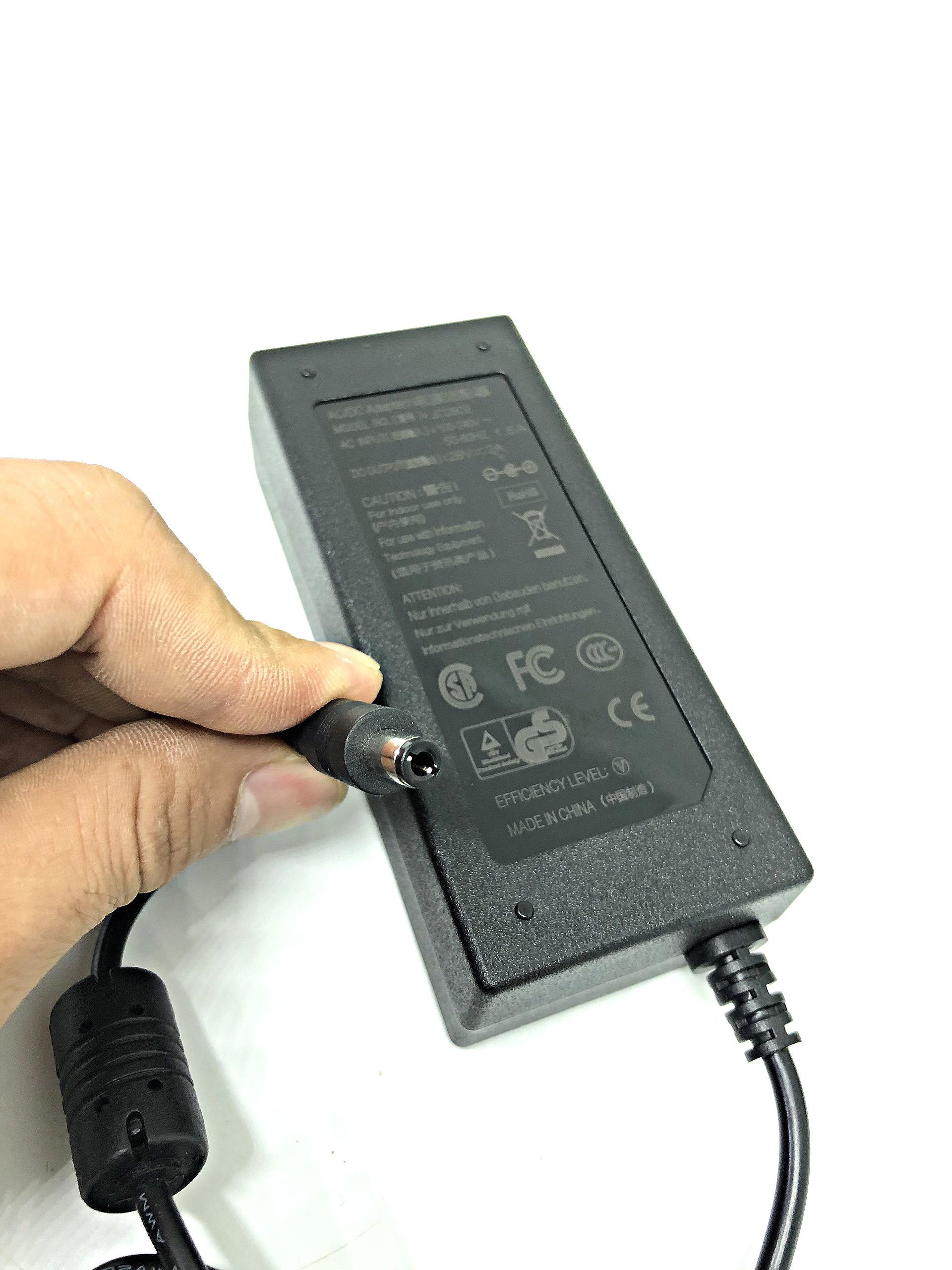 ADAPTER 28V 2A LOẠI TỐT