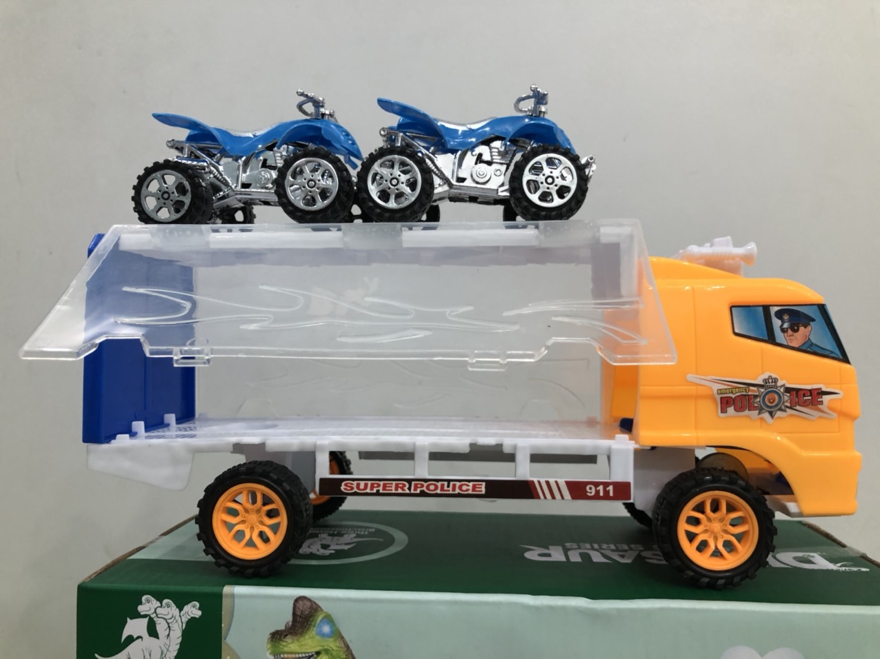 Dồ chơi xe tải kiếng chở 2 xe mô tô