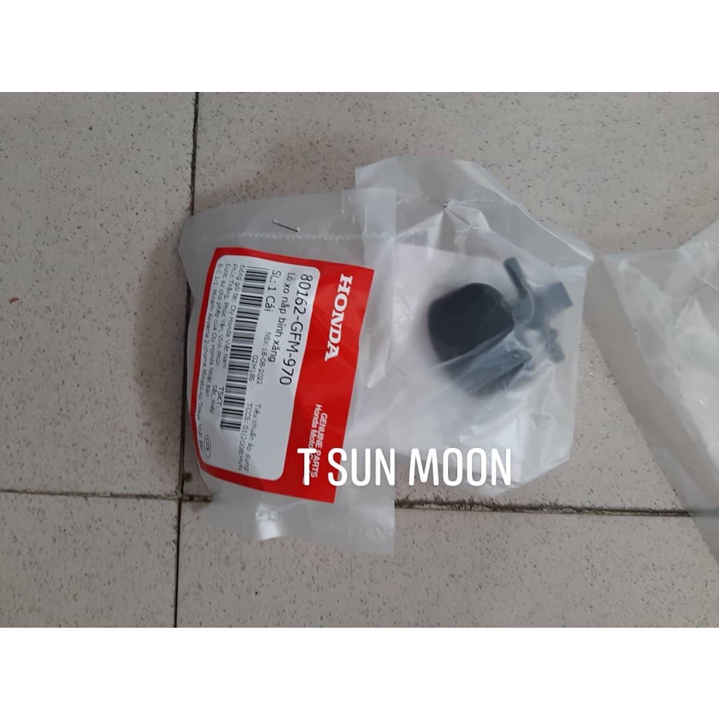 Nắp ngoài bình xăng lead 110 honda