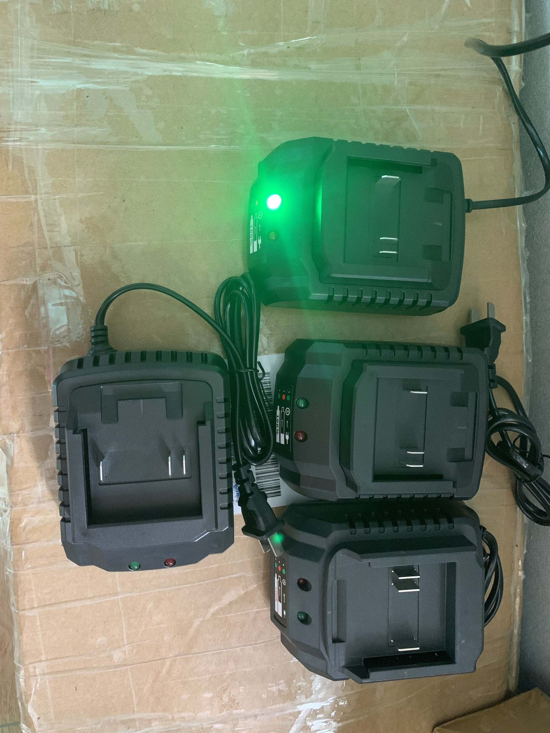 Sạc pin đa năng cho máy Makita, Hitachi, Ken, Dewalt. Model : 72v, 88v, 98v, 99v, 118v, 128v, 198v....vv...