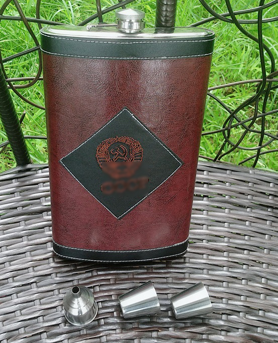 Bình đựng rượu inox bọc da đỏ 2 lít có bao da đi kèm