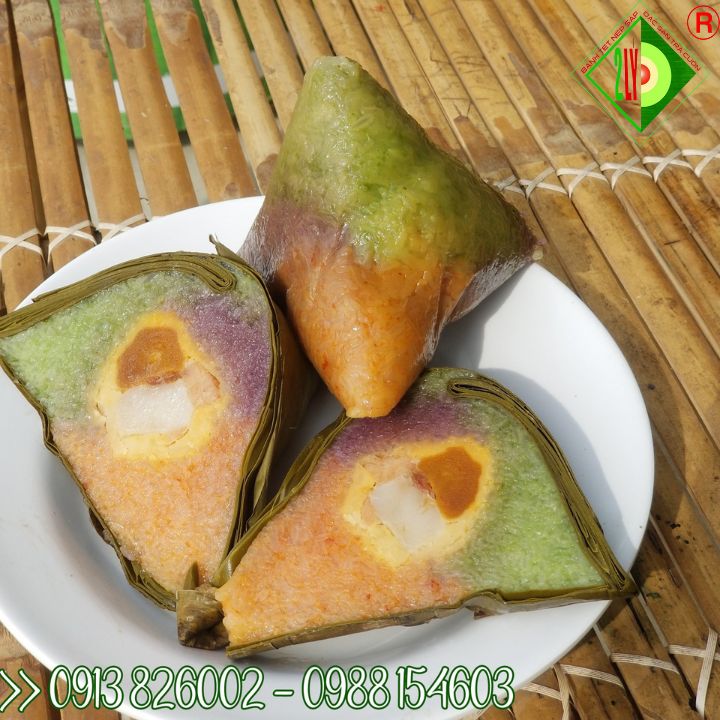 Bánh Ú Ba Màu nhân mặn (Bánh ú Sắc)  [Bánh tét Trà Cuôn Hai Lý tại Trà Vinh]