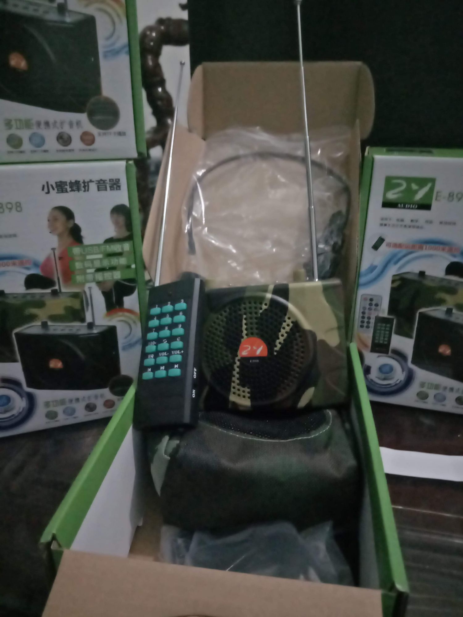 loa điều khiển từ xa Bluetooth z-898