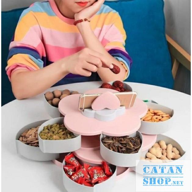 KHAY ĐỰNG MỨT TẾT, Hộp mứt xoay 2 tầng xèo hình cánh hoa xinh xắn , sắp xếp bánh kẹo gọn gàng, vệ sinh có rãnh đựng điện thoại tiện lợi