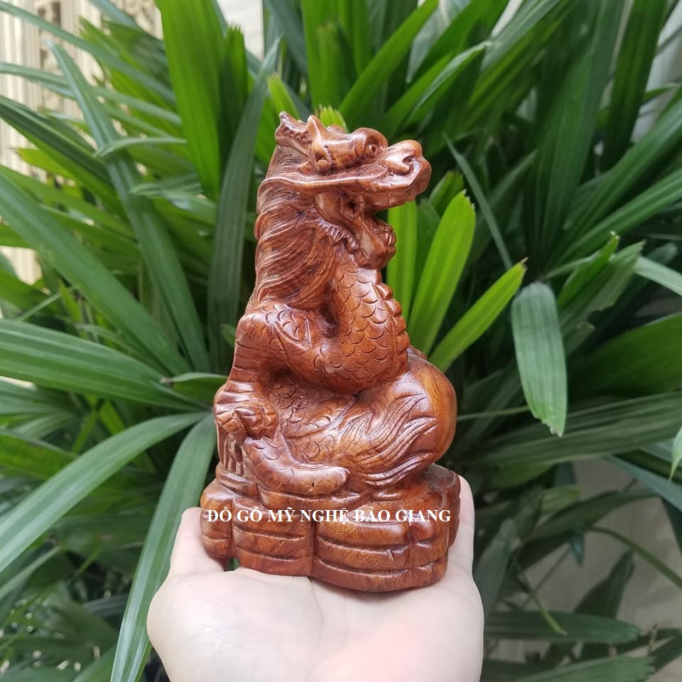 Tượng con rồng gỗ hương