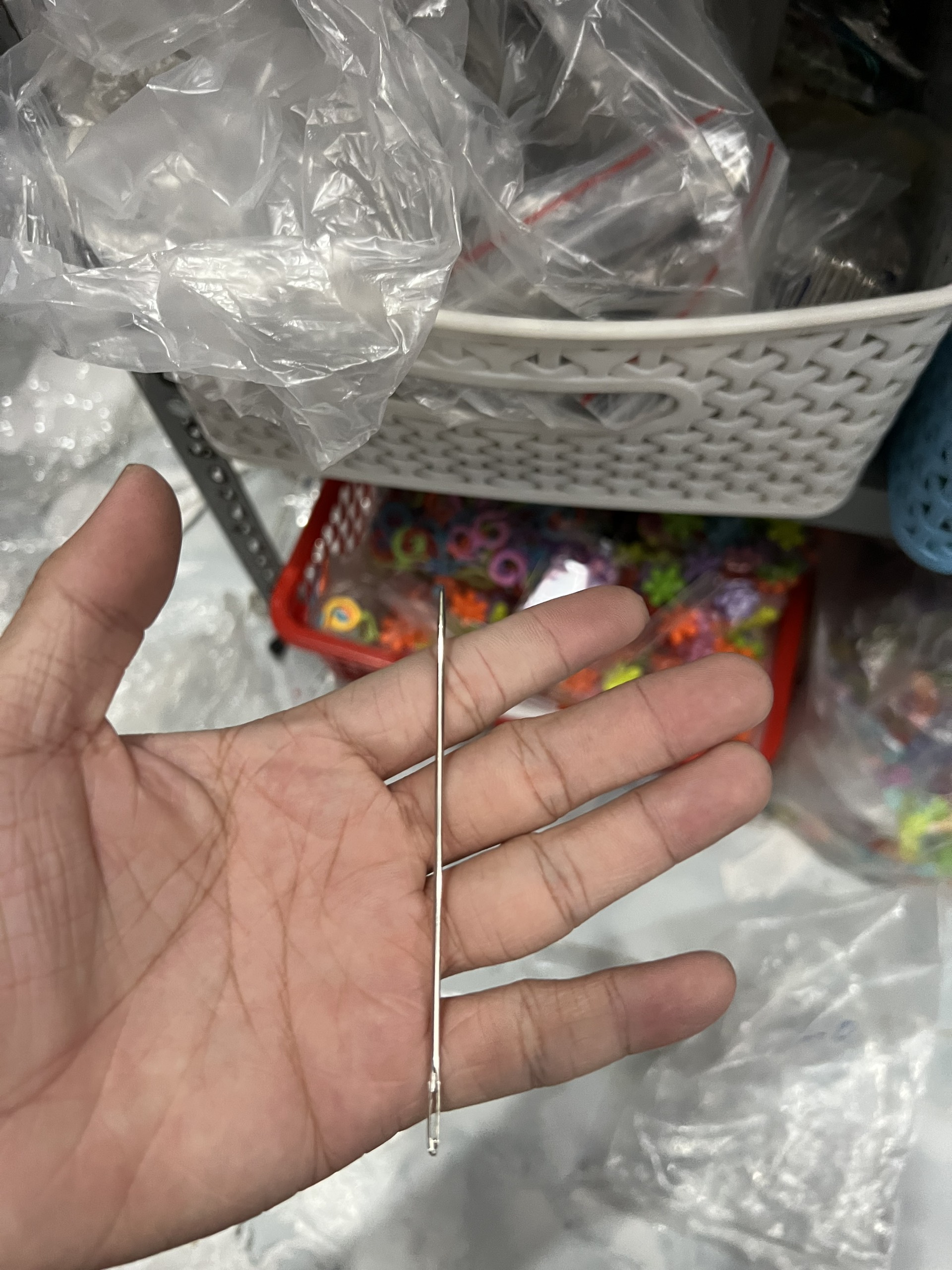 Sharp-Tipped Wool Sewing Needles