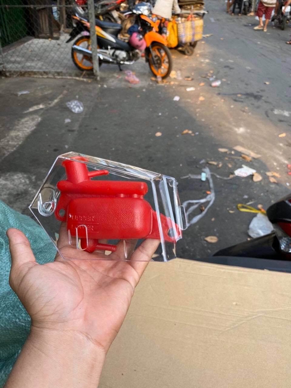 Bộ nắp trong suốt và bình nước màu cho dè con ab vario