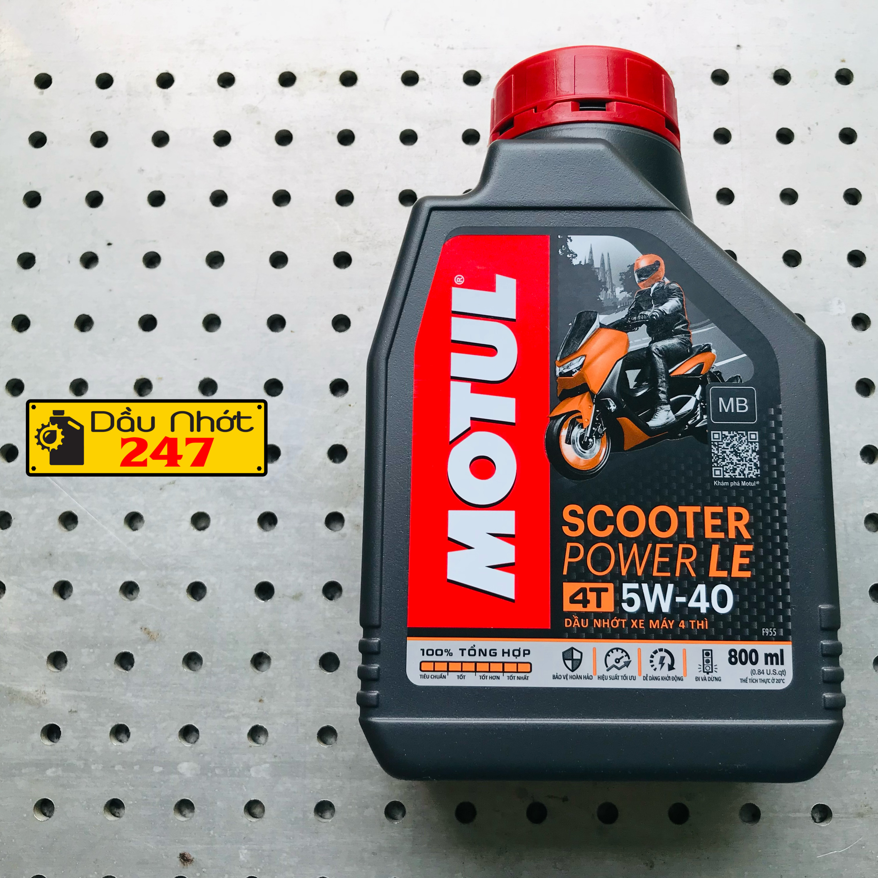 Dầu nhớt xe tay ga Motul Scooter Power LE 5w40