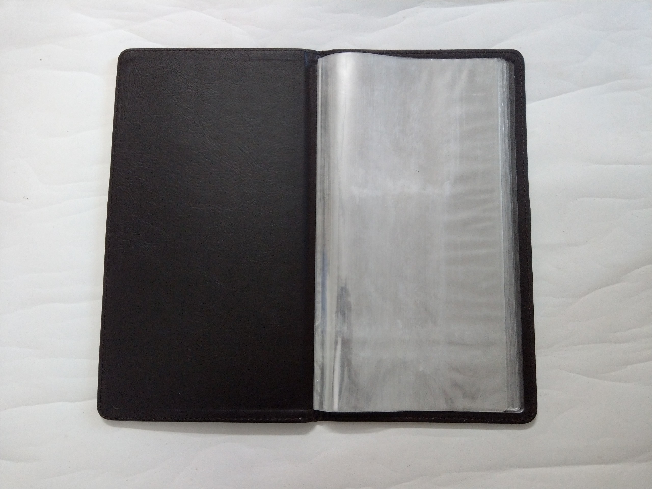 Menu A5 10 Lá Quyển Da Bìa Gỗ  2010