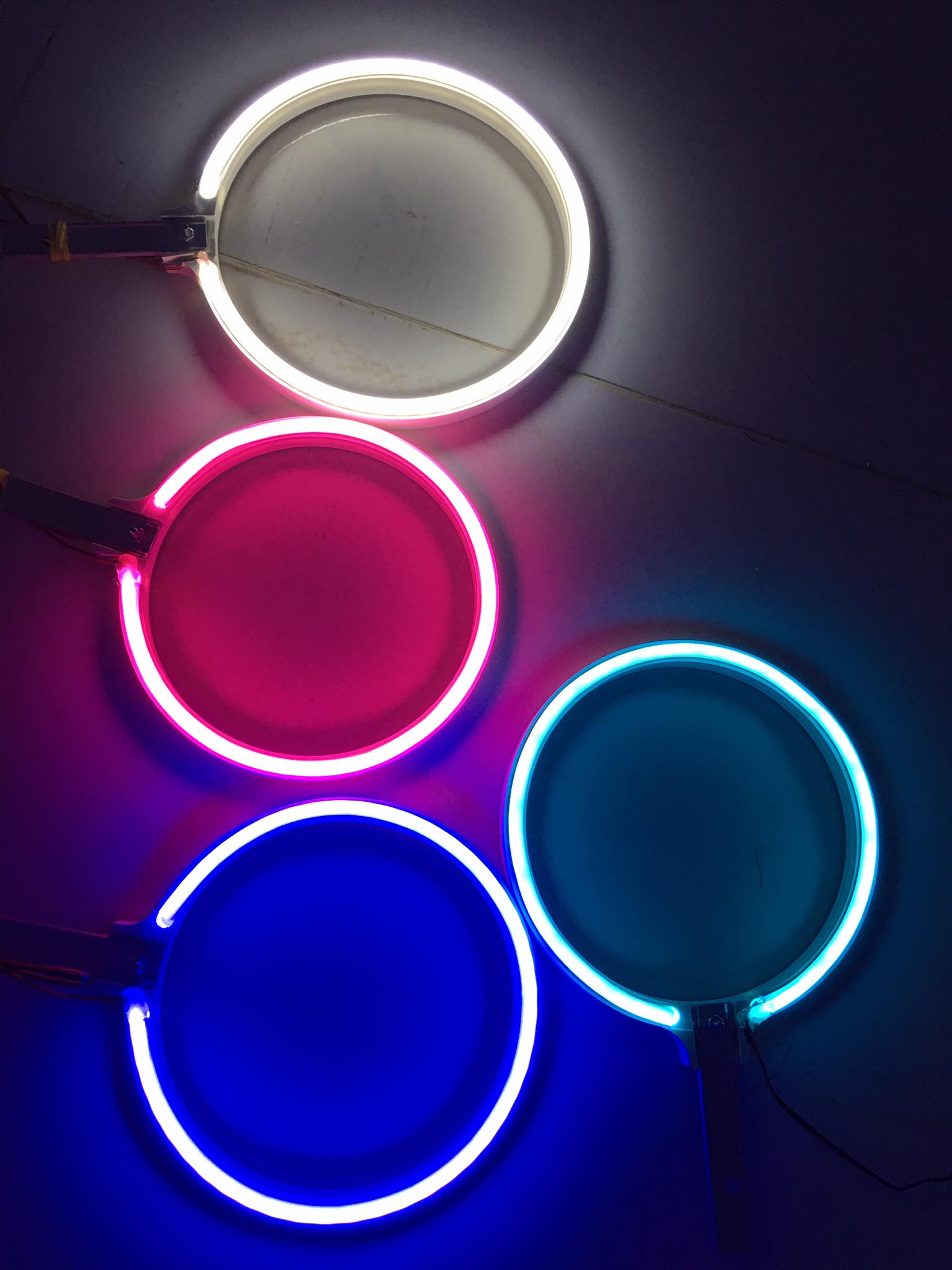 Đèn hào quang NEON LED 16cm (kèm nguồn)