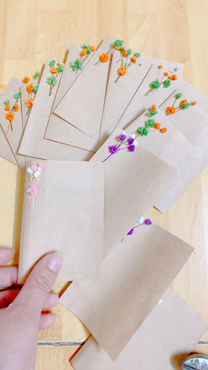 Set 5 thiệp hoa baby khô handmade