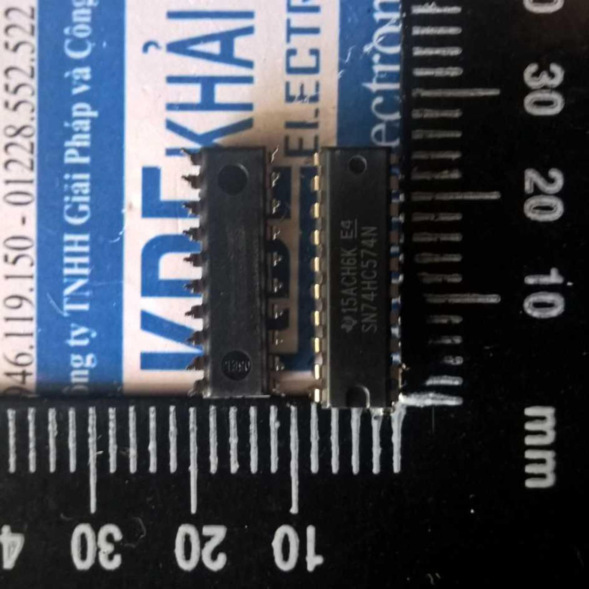 3 con 74HC574  DIP-20 IC 8 cổng D Flip Flop kde1353