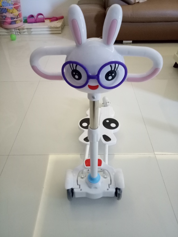 Phân phối XE TRƯỢT SCOOTER 4 BÁNH