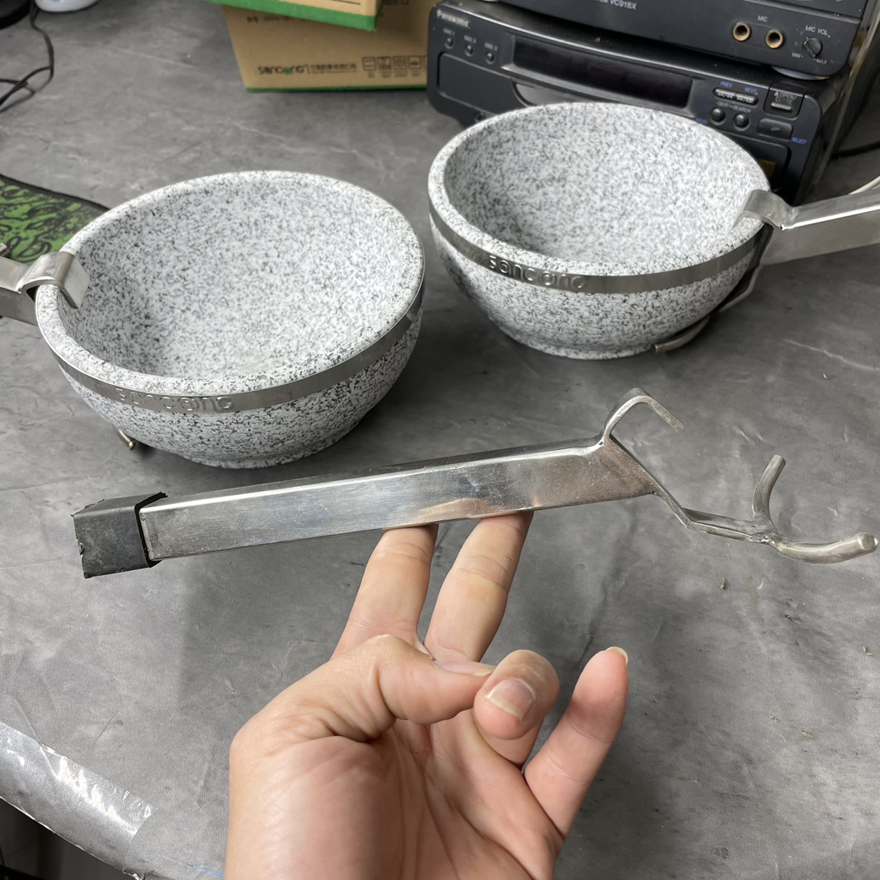 Gắp bát đá inox kìm kẹp bát đá phở bát đá
