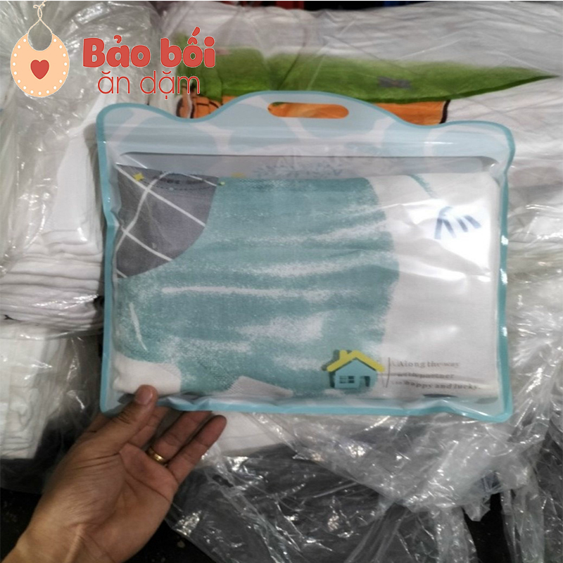 Chăn lụa mềm mại kèm túi zip bao xịn xò cho bé