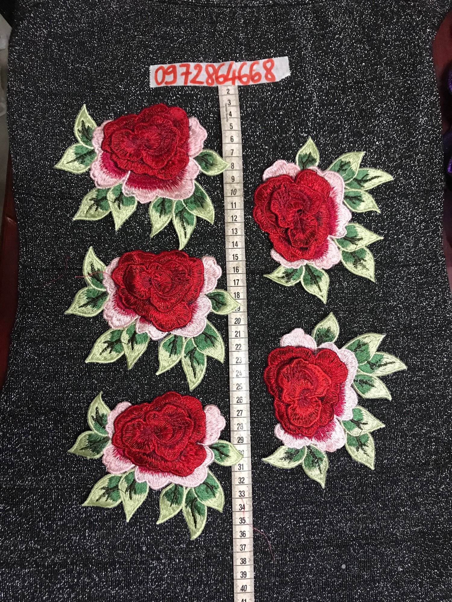 05 bông hoa thêu 3D H17