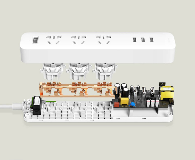Ổ cắm điện Xiaomi kèm 3 cổng sạc USB