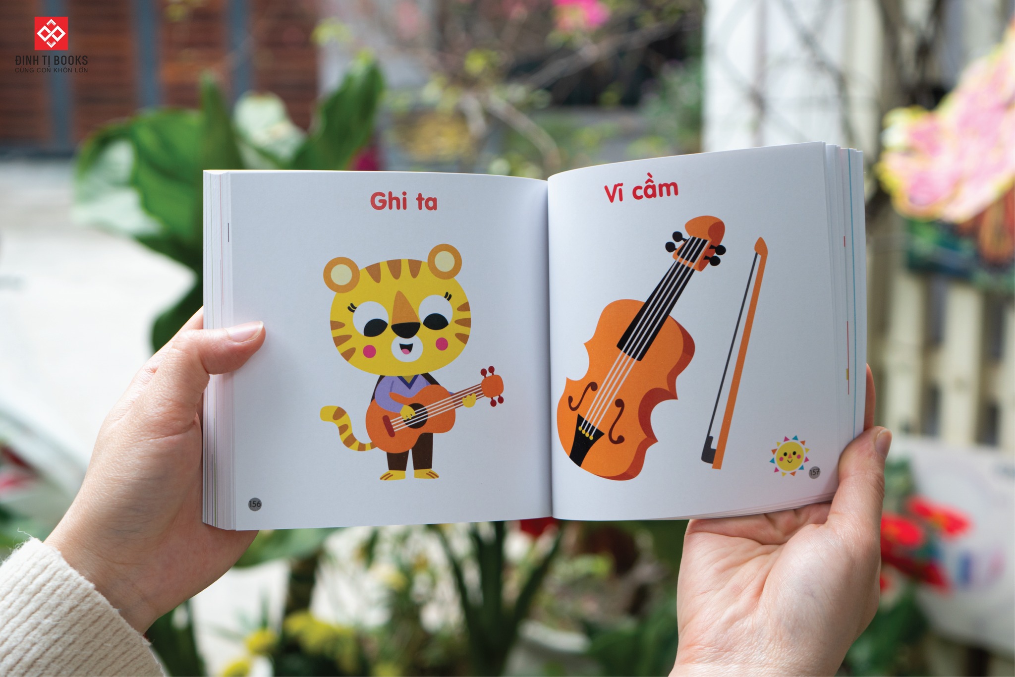 Sách - 200 từ vựng mẹ cùng con học nói