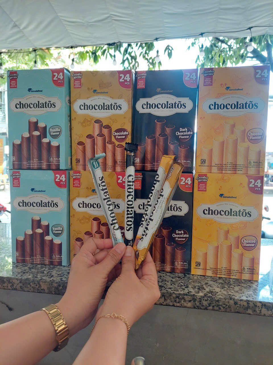 Bánh Cuộn Xốp Chocolatos Nhân SocoLa 336g