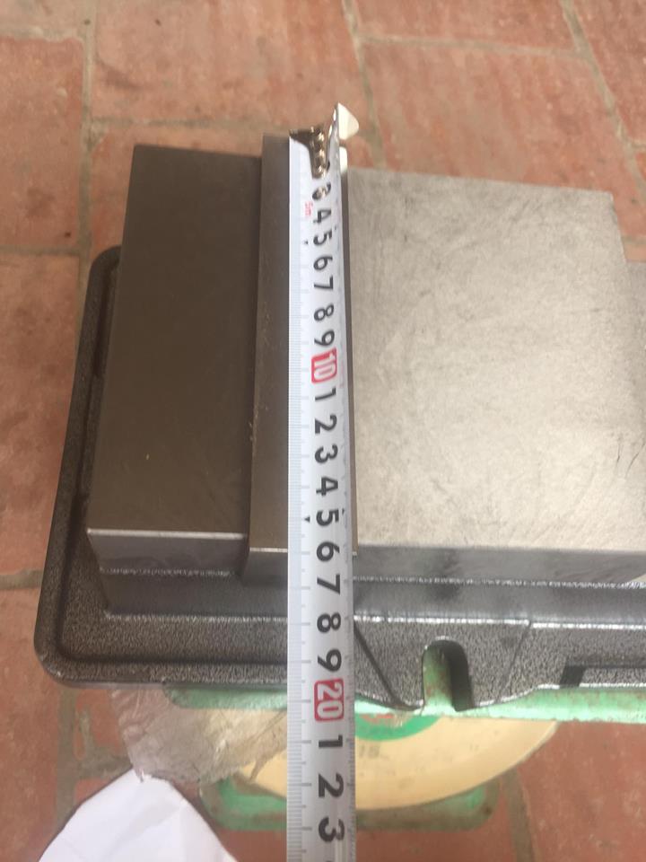 Ê tô phay to hàm 16cm mở 20