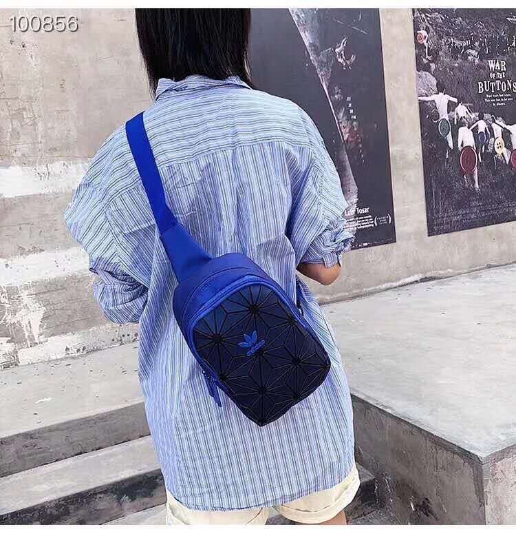 Túi đeo chéo 3D phản quang phát sáng M2
