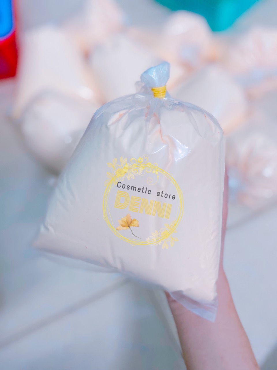 Lẻ bịch 1000gr kem body collagen trắng da