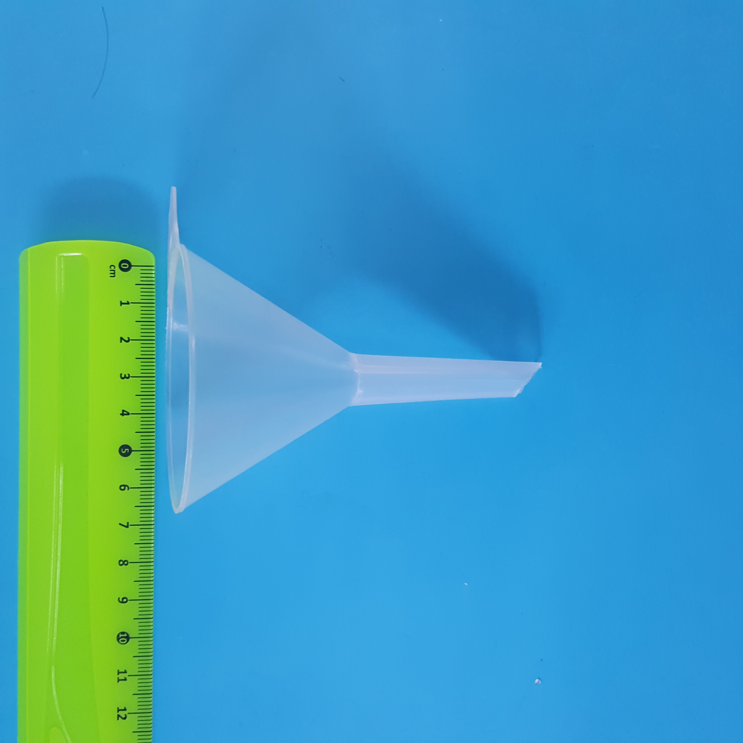 [Hcm]Plastic Experimental Funnel 6cm - 10cm