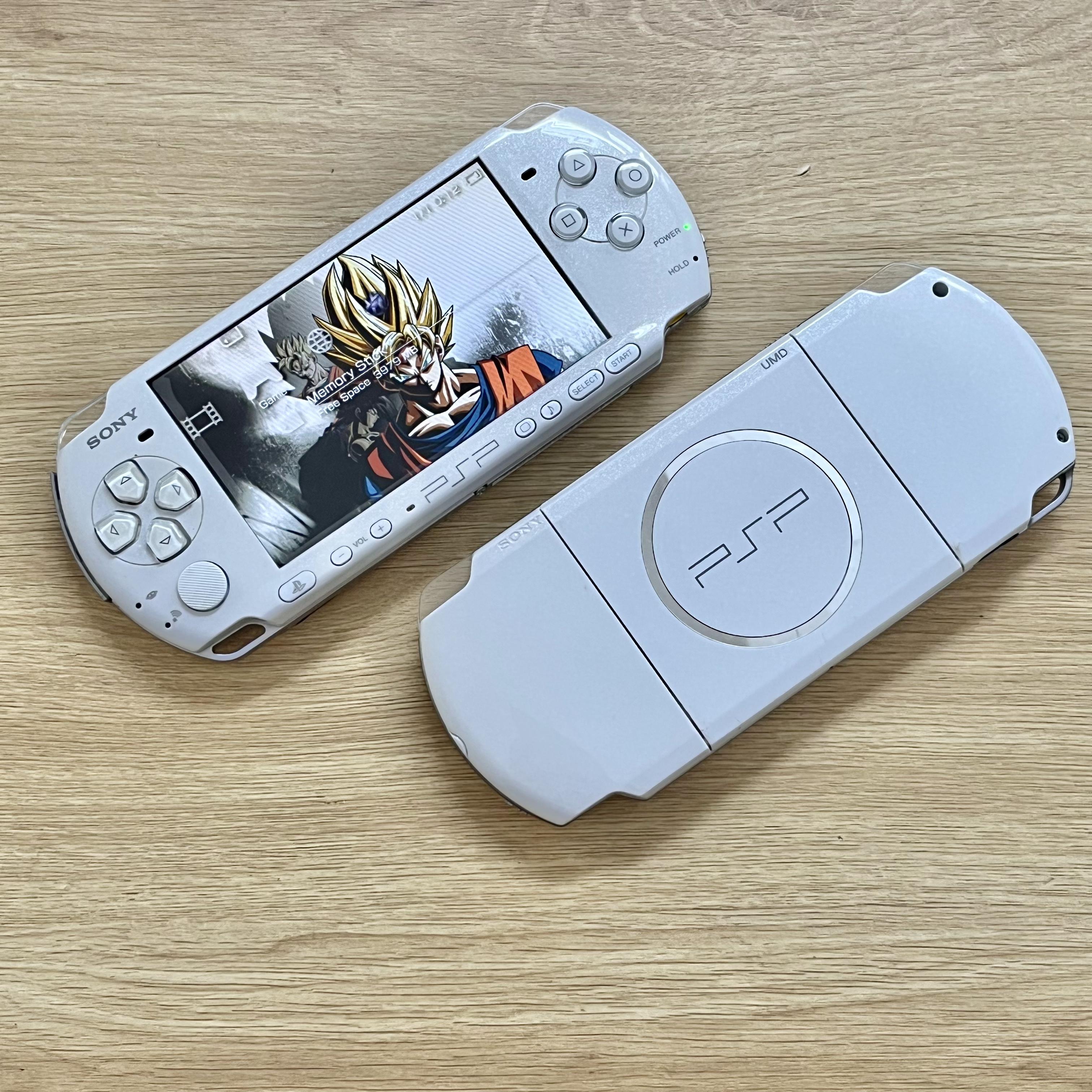 Máy Game  PSP 3000 (Full 3000 Game Free) +Phụ Kiện